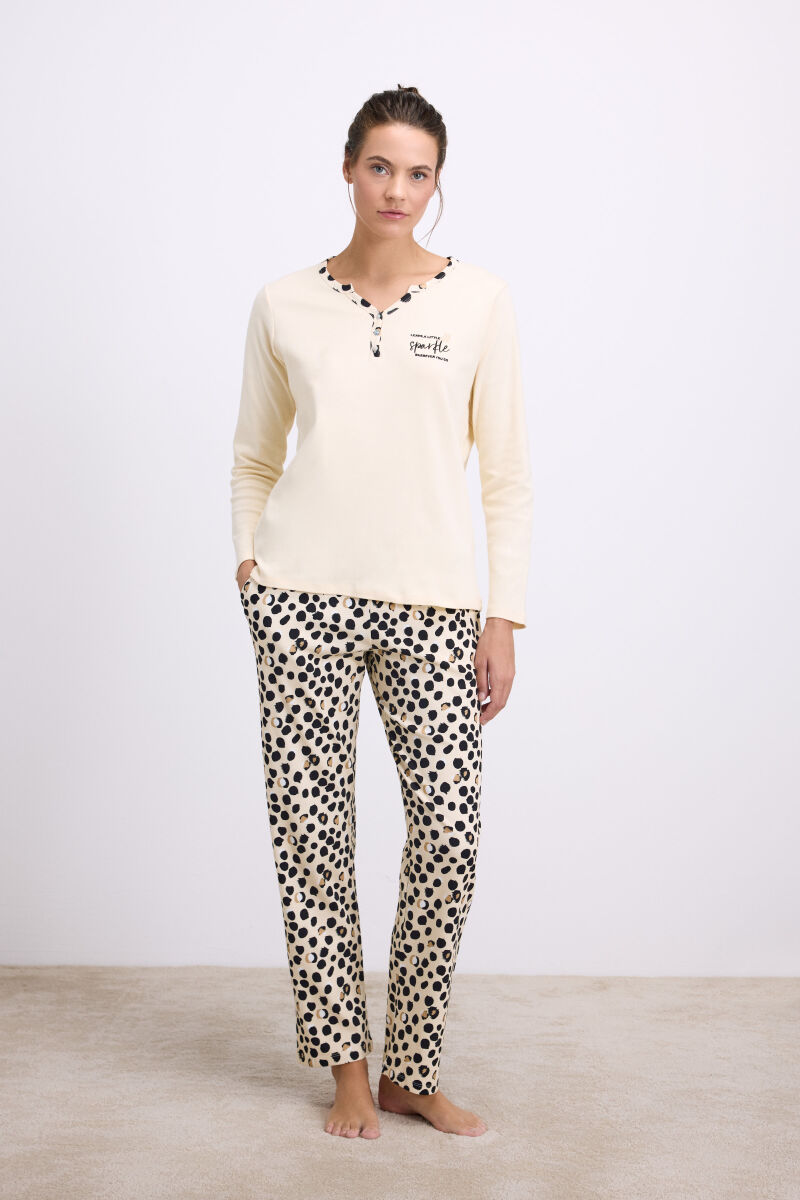 Anıl Kadın Uzun Kollu T-Shirt ve Pantolon Pijama Takımı – %100 Pamuk, Leopar Desen Detaylı 11549 - 1